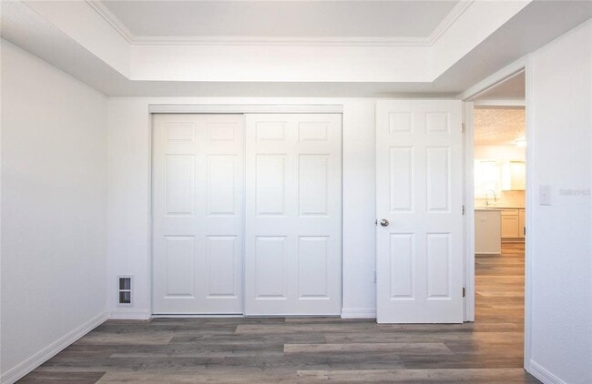 Building Photo - 717 E Gulf Blvd