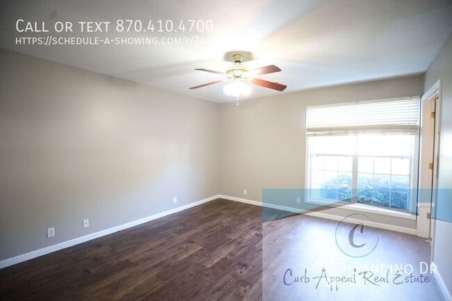 Building Photo - 929 Sandino Dr
