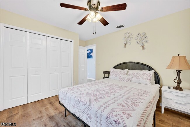 Building Photo - 2919 SW 25th St