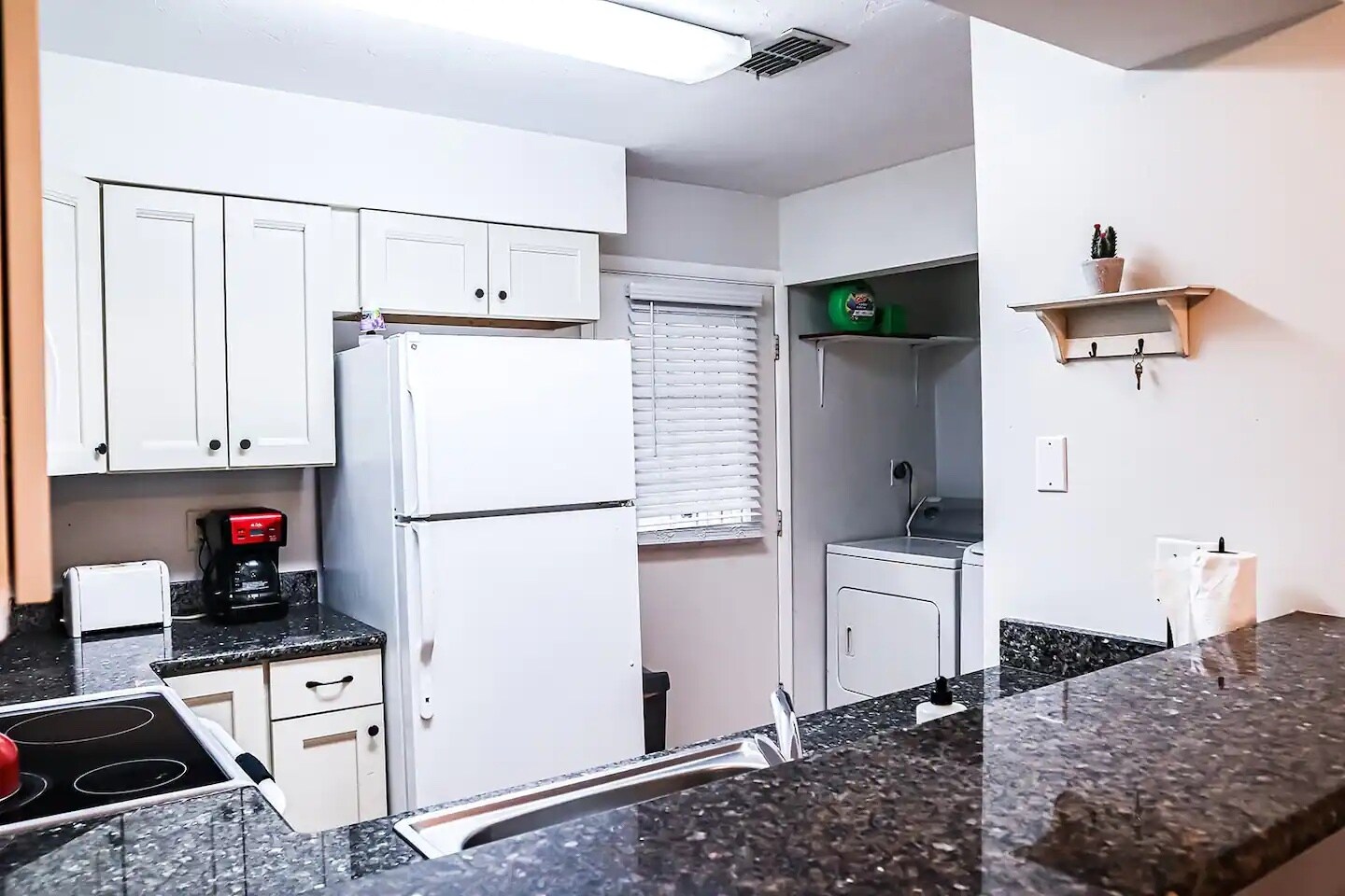 Building Photo - 2228 SW 39th Dr