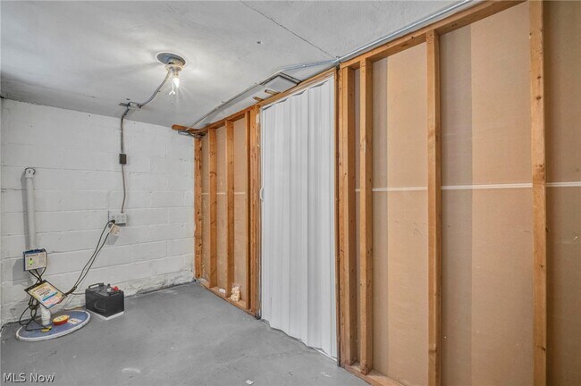 Building Photo - 3678 Lynnfield Rd