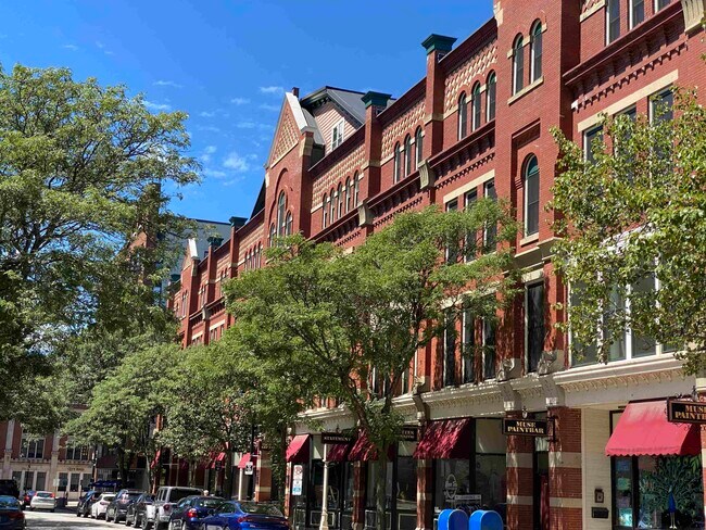 Building Photo - 30 Hanover St