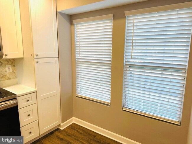 Building Photo - 12304 Quince Valley Dr