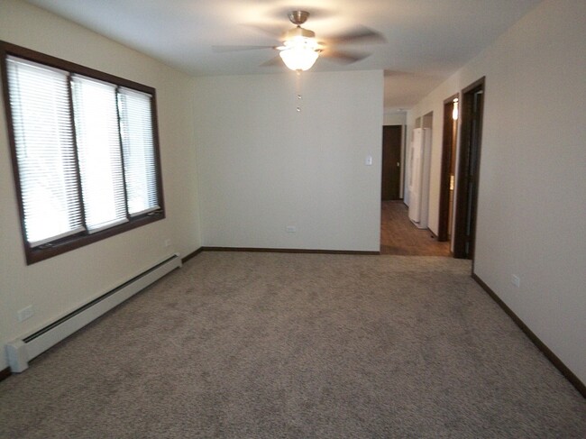 Building Photo - 4381 Woodland Ave