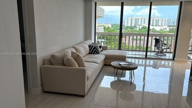 Building Photo - 19355 Turnberry Way