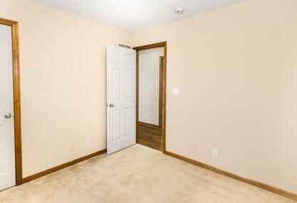 Building Photo - 419 Wildflower Ln
