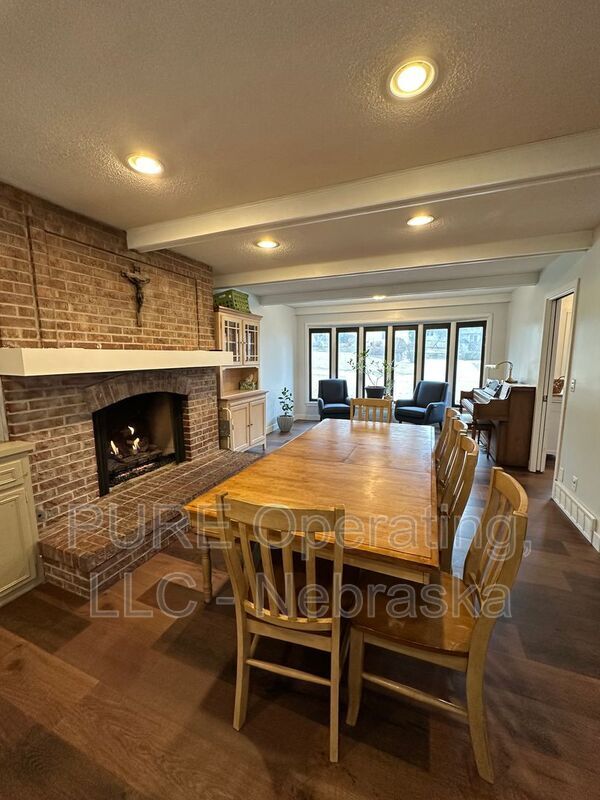 Building Photo - 12904 Marcy St