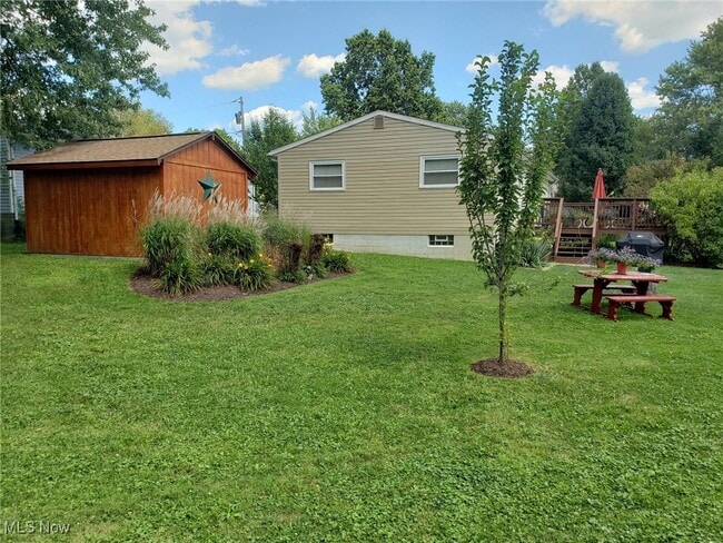 Building Photo - 1378 Cayuga Ave