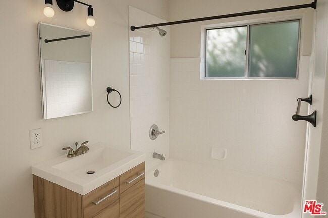 Building Photo - 5952 Benner St