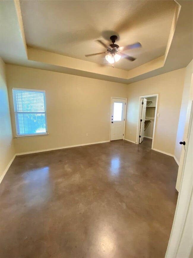 Building Photo - 479 Jack Rabbit Ln