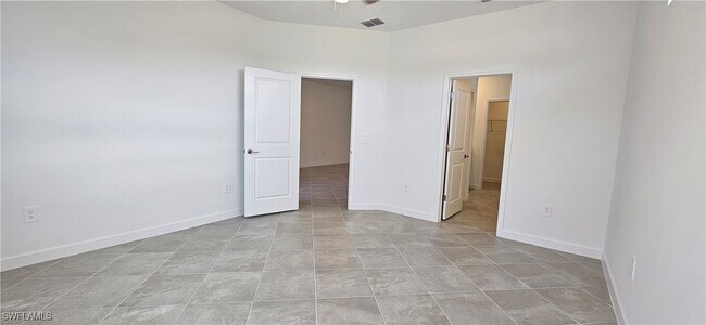 Building Photo - 20697 Hazelnut Ct