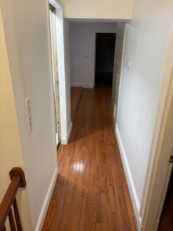 Building Photo - 20 Jones