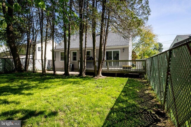 Building Photo - 21 Dixmont Ave