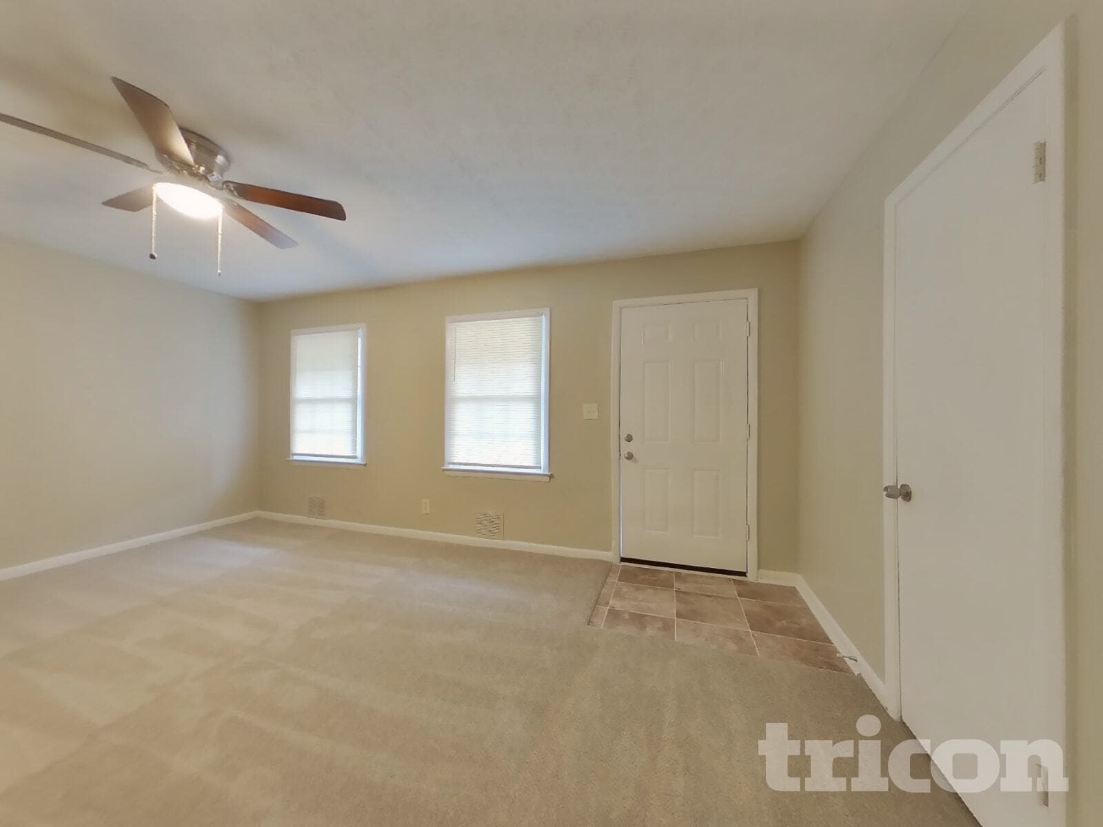 Building Photo - 3842 Wesley Dr