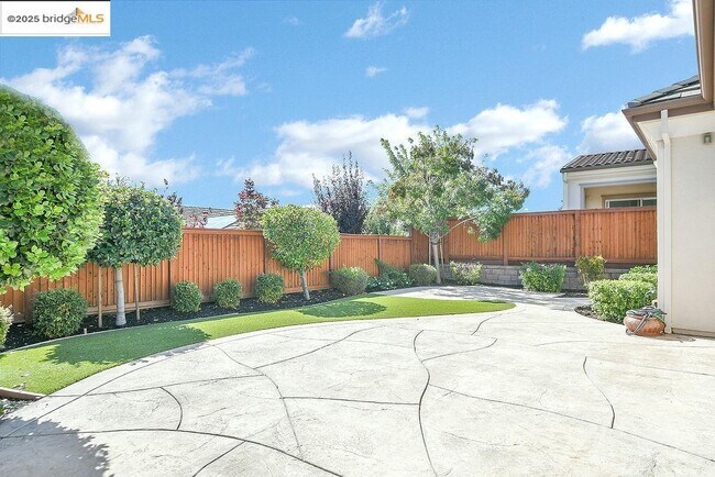 Building Photo - 1928 Barbaresco Ln