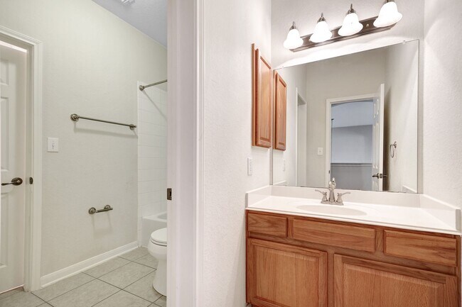 Building Photo - ***APPLICATION CURRENTLY UNDER REVIEW***Spacious & Stylish Living in a Premier Gated Community