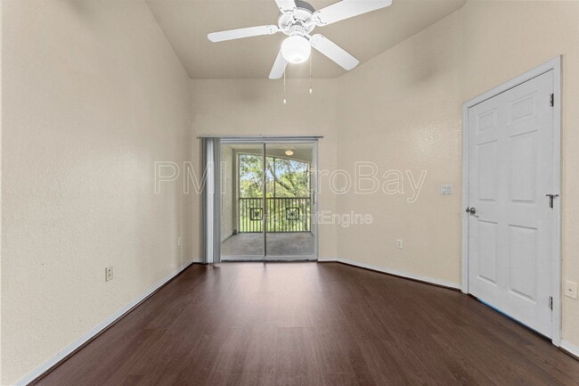 Building Photo - 5039 Sunridge Palms Dr