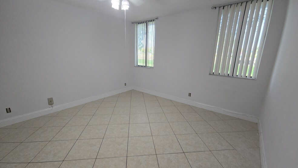 Building Photo - 9589 SW 1st Ct