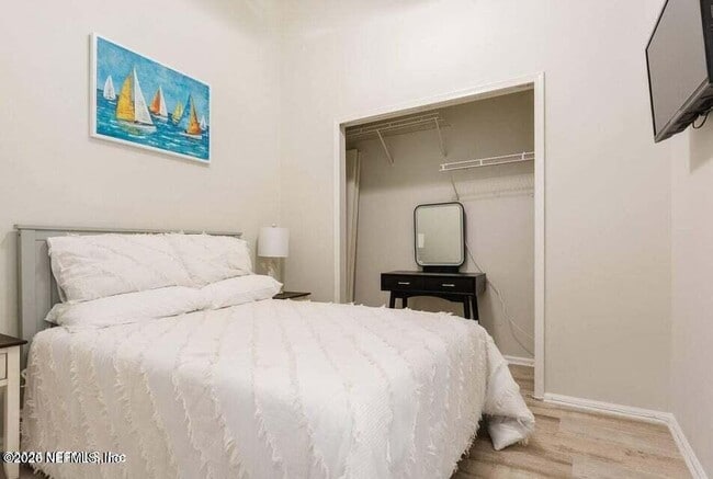 Building Photo - 1318 Eastwind Dr