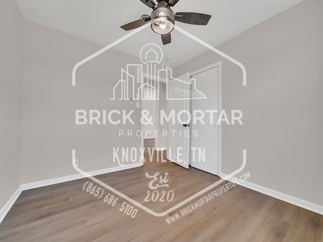 Building Photo - 1903 Huber Ct