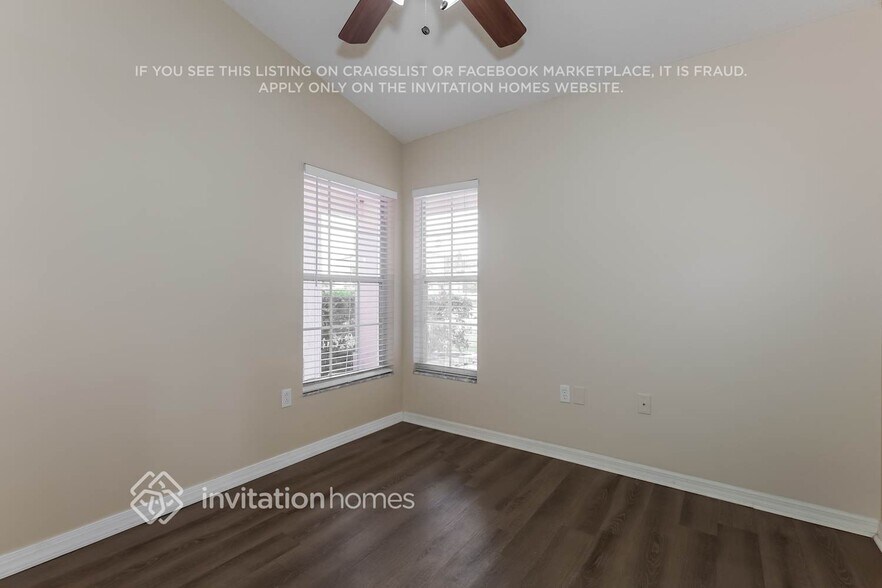 Building Photo - 27500 Waikiki Ct