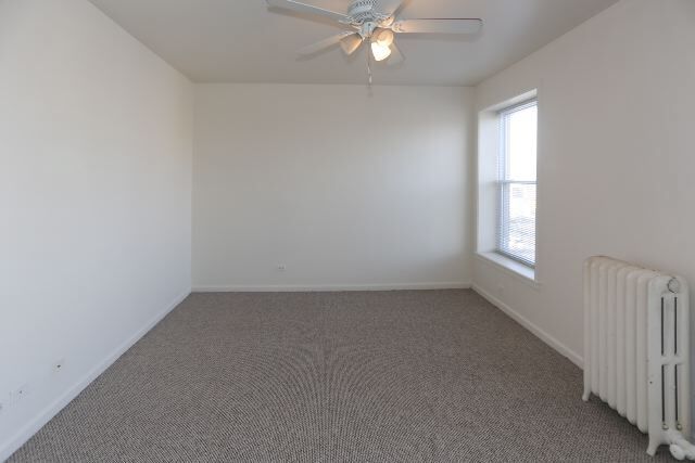 Building Photo - 3957 W Irving Park Rd