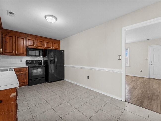 Building Photo - 11330 Bailey Woods Dr