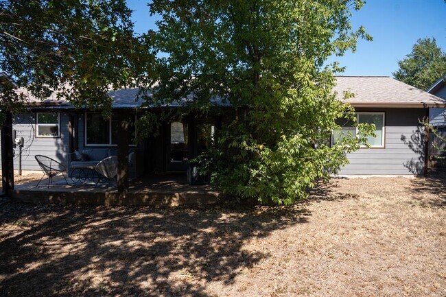 Building Photo - 2509 Cockburn Dr