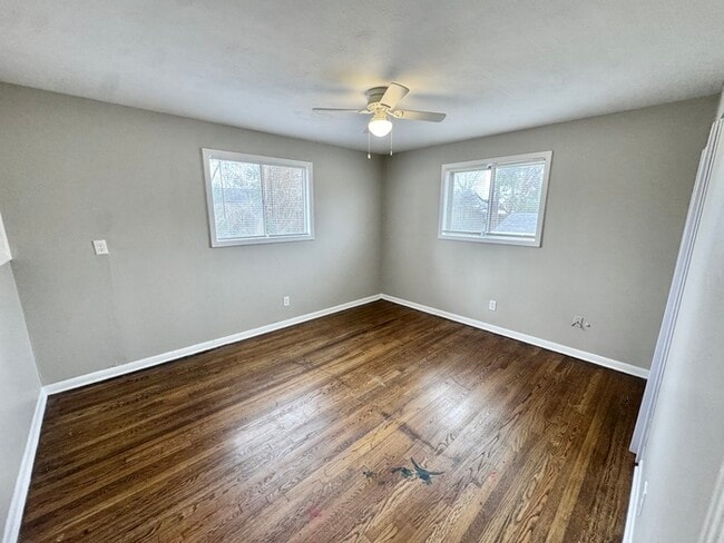 Building Photo - 735 Ledbetter Ave