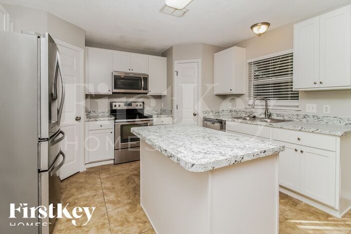 Building Photo - 469 Dominish Estates Dr