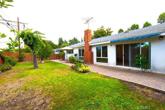 Building Photo - 27845 Hawthorne Blvd