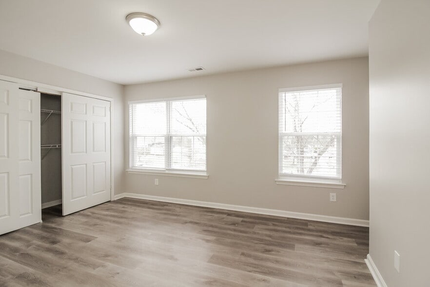 Building Photo - 9818 Steele Meadow Rd