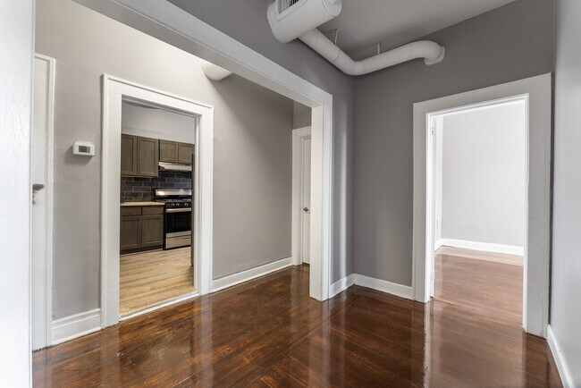 Building Photo - 12-14 Canfield St-5