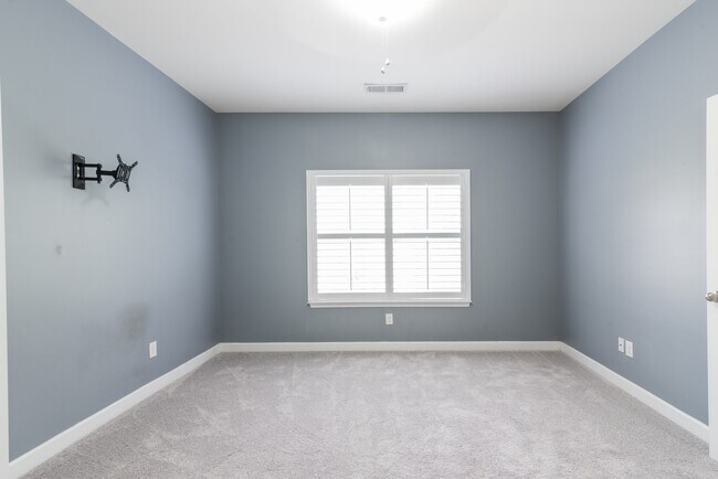 Building Photo - 8513 Loxton Cir