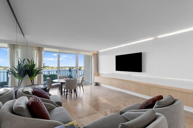 Building Photo - 1801 S Flagler Dr