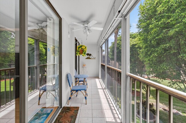 Building Photo - 5250 Las Verdes Cir