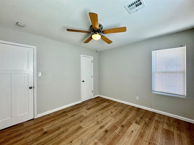 Building Photo - 705 N Key Blvd