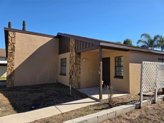 Building Photo - 5908 Forest Ln