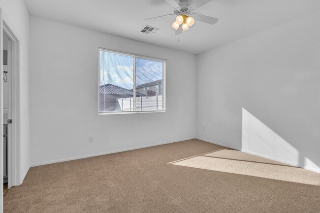 Building Photo - 6919 Feather Hl St