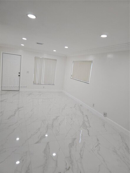 Building Photo - 3800 NW 110th Ave