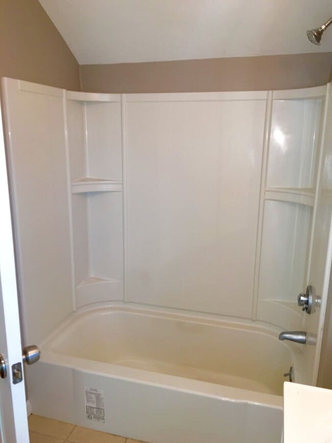 Building Photo - Trump Property