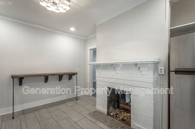 Building Photo - 1420 Hixson Pike