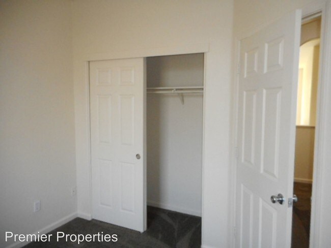 Building Photo - 4 br, 3 bath House - 4693 W Naomi Way