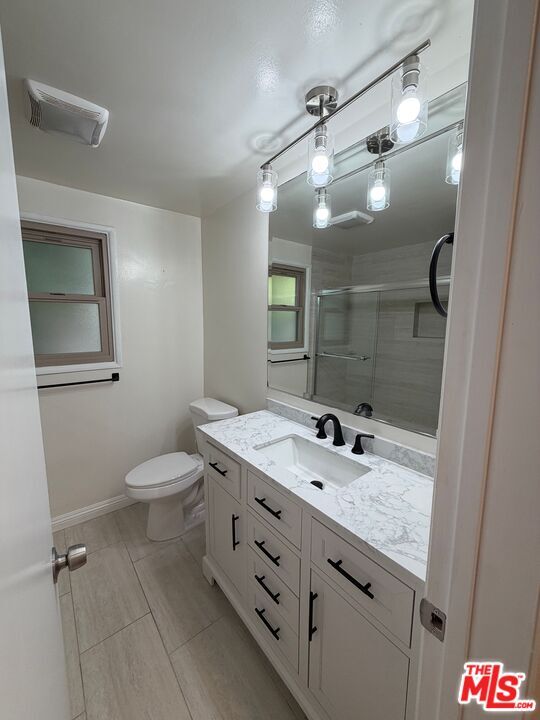 Building Photo - 4850 Excelente Dr