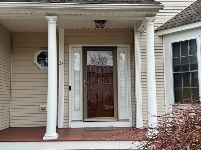 Building Photo - 34 Marian Ave