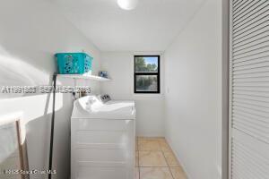 Building Photo - 1145 N Shannon Ave