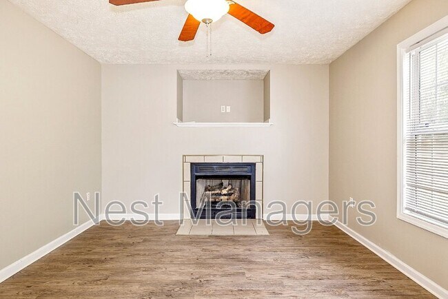 Building Photo - 519 Abbottswood Dr