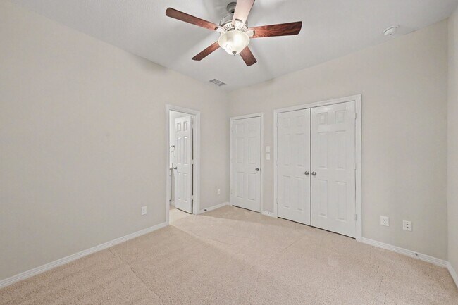 Building Photo - 30631 Morning Dove Dr