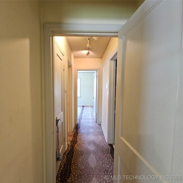 Building Photo - 2442 E 19th St