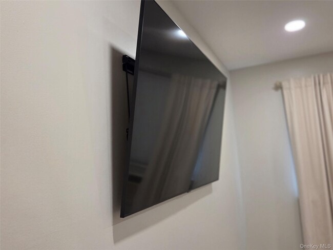 Building Photo - 189 Sierra Vista Ln